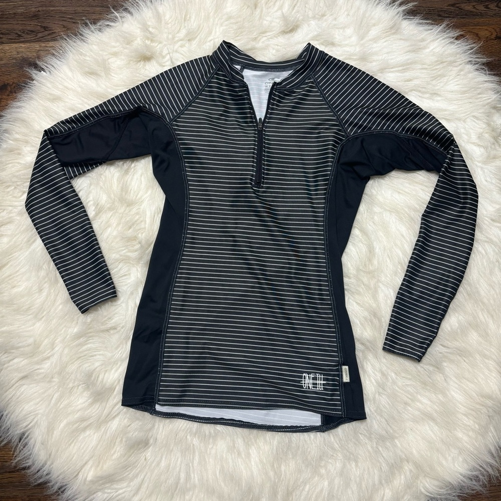 O’Neill Black & White Striped Long Sleeve Quarter Zip Fitted Athletic /Swim Top-